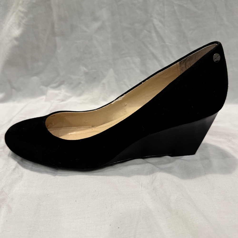 Calvin Klein suede wedges in 8.5